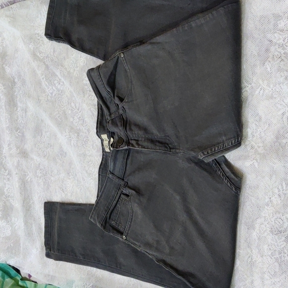 🎉🎉🎉DNMX Grey Jeans -32 inch